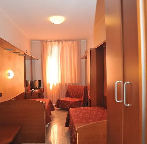 Stazione Ξενοδοχείο 3*