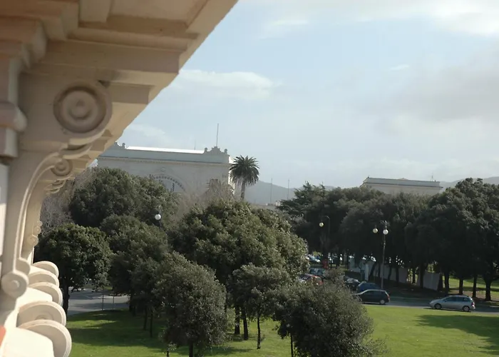 Stazione Λιβόρνο