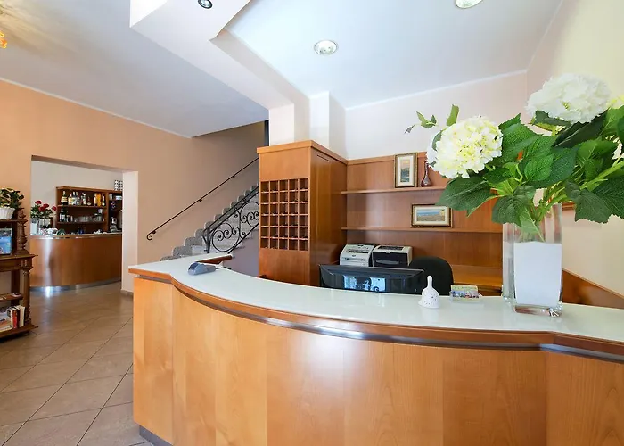 Stazione 3* Λιβόρνο