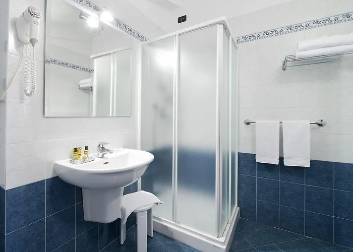 Stazione 3* Λιβόρνο