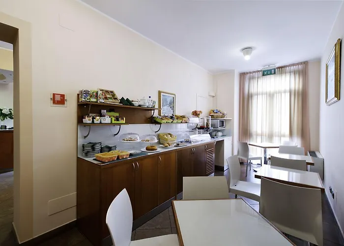 Stazione 3* Λιβόρνο