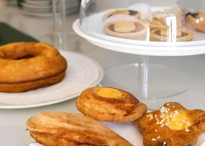 Stazione 3* Λιβόρνο